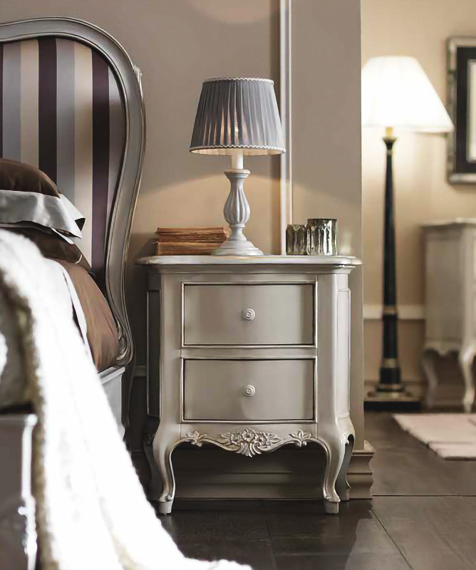 Nightstand Vittorio grifoni La notte 2526