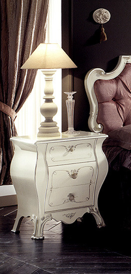 Nightstand Formerin The classic night Queen comodino